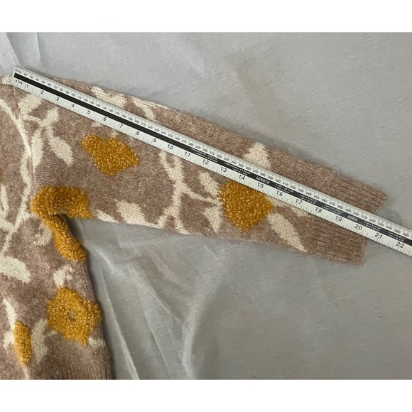 DR2 by Daniel Rainn Floral Button Cardigan XS Women's Sweater Taupe Yellow NWT - Picture 10 of 10